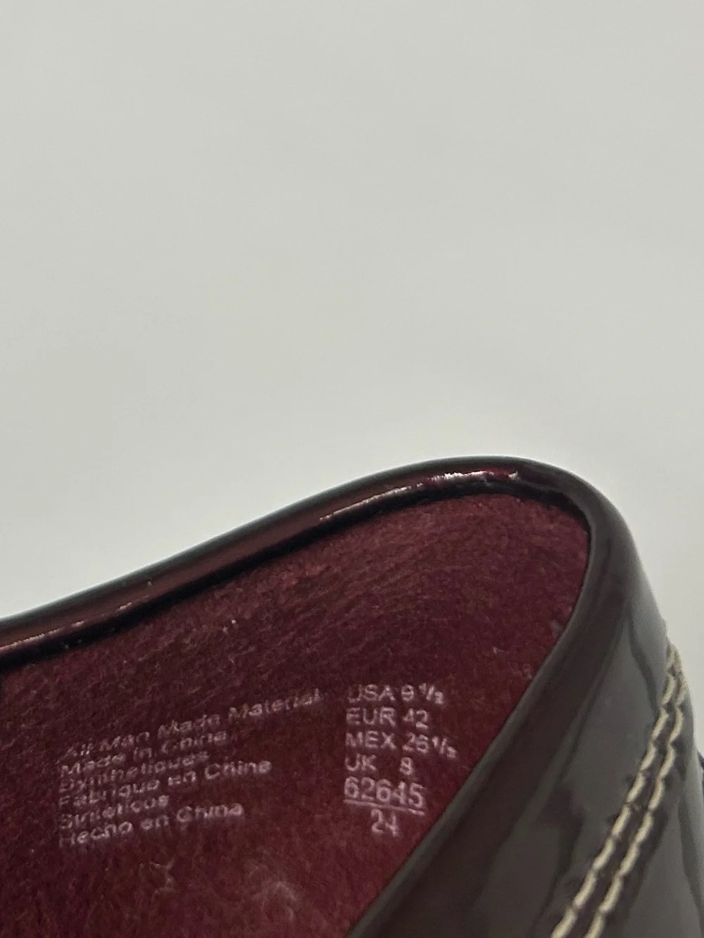 y2k 90s Burgundy Patent Mary Janes Silver Buckle Size 9 1/2 Chic Tweed Retro